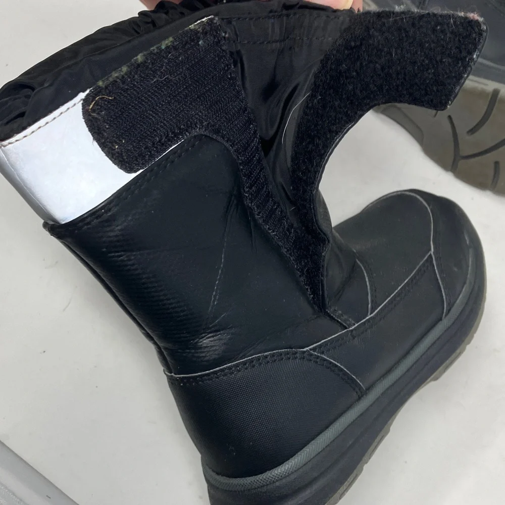 Lands’ End Youth Black Winter Boots US 11M – Hook & Loop, Drawstring Top